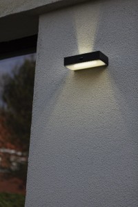 FADI 6939501330 kinkiet solarny sterowany aplikacją LED 5W CCT IP44 z czujnikiem ruchu światło góra dół