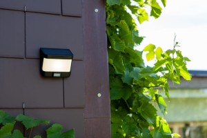 TRY 6939101330 kinkiet solarny z czujnikiem LED 8W 5000K IP54