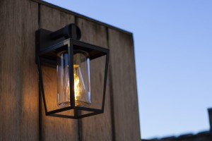 WEST 5207901012 kinkiet zewnętrzy retro czarny cylindryczny klosz 1xE27 IP44