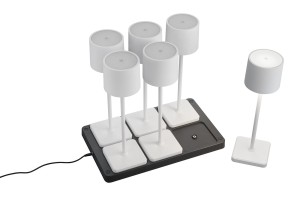 FERNANDEZ R54096631 zestaw 6 szt białych lamp stolikowych LED 1,5W CCT IP54 ładowarka w komplecie