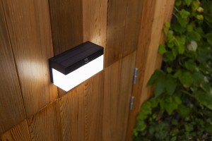 FRAN 6941502330 kinkiet solarny sterowany aplikacją LED 9,7W CCT IP44 z czujnikiem ruchu