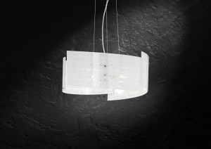 SIGNA 302500301 lampa wisząca z białego giętego szkła z napisami 3xE27 wykończenie chromowe