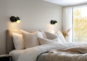 EVA 868870180 czarno-złoty kinkiet z wyłącznikiem 1xE14