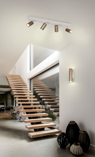 R86854065_A.jpg