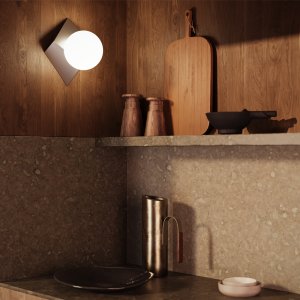 CUBEO kinkiet asymetryczny platynowy z białą kulą 1xG9 MOD445WL-01PT