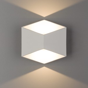 TRIANGLES LED 2x5W lampa elewacyjna 3D z efektem świetlnym trójkątów biała