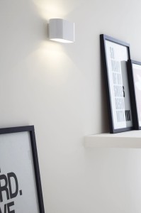 XERA kinkiet owalny biały 1xG9 światło góra dół